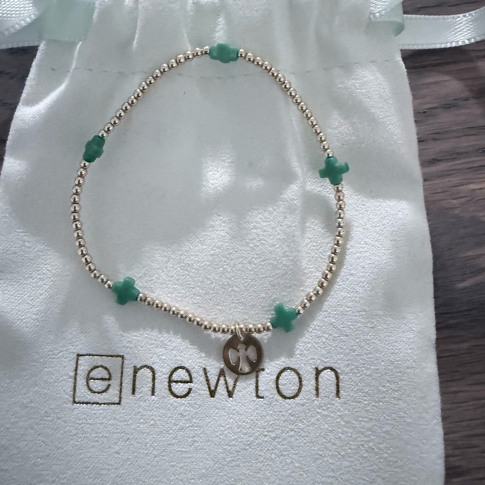 eNewton bracelet